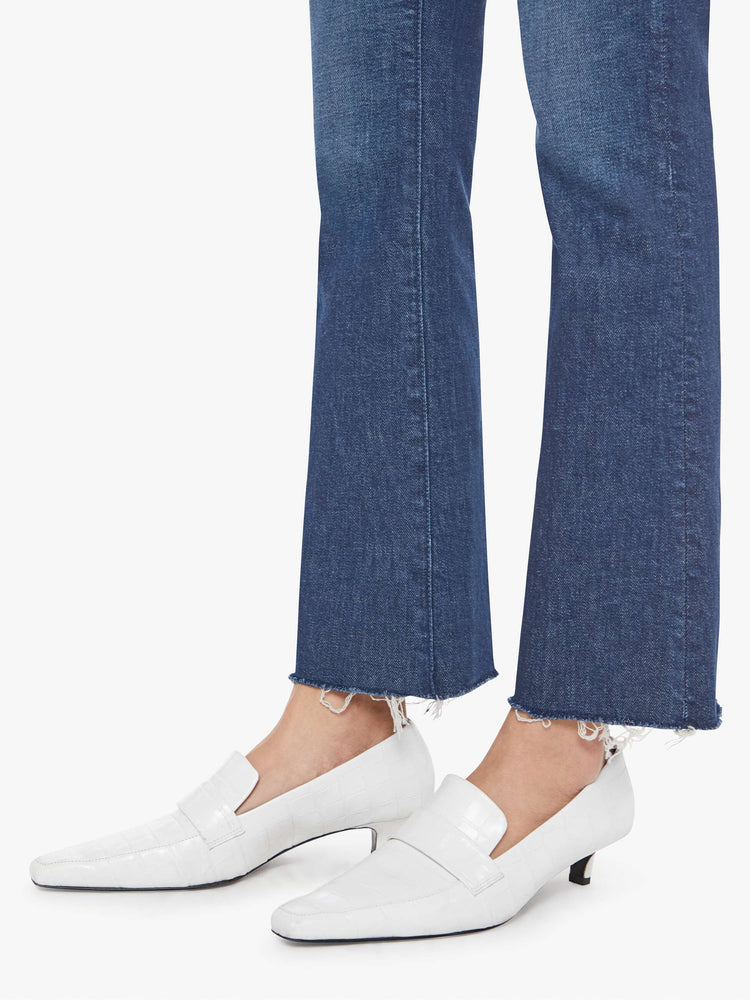 The Hustler Flood Fray in Kicks and Riffs