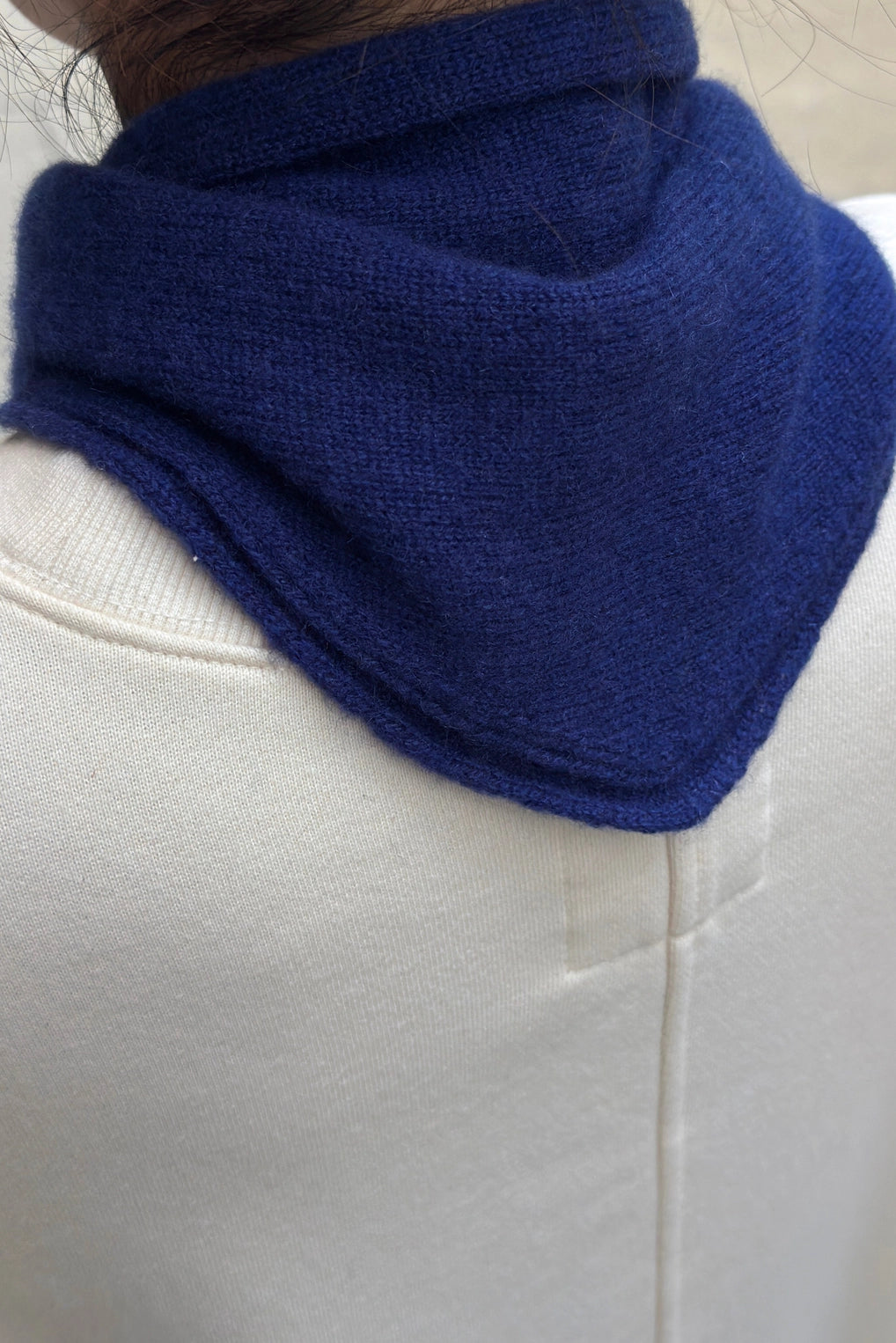 Cashmere Bandana in Navy