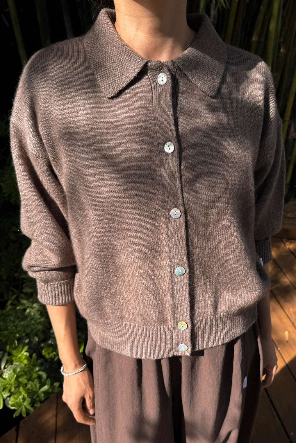Lou Cashmere Cardigan in Frappe