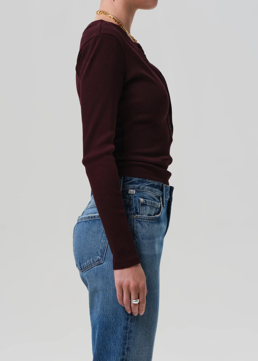 Varra Henley in Mahogany