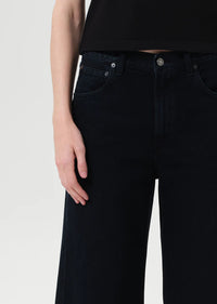 Low Curve Crop Jean in Crushed