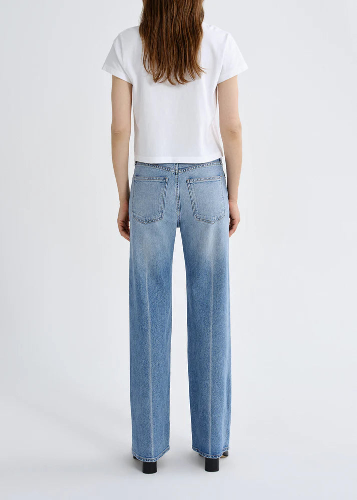 Harper Straight Jean in Outlook