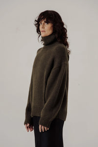 Alpaca Heritage Turtleneck in Olive