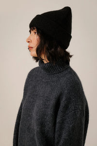 Baby Alpaca Andes Beanie in Black