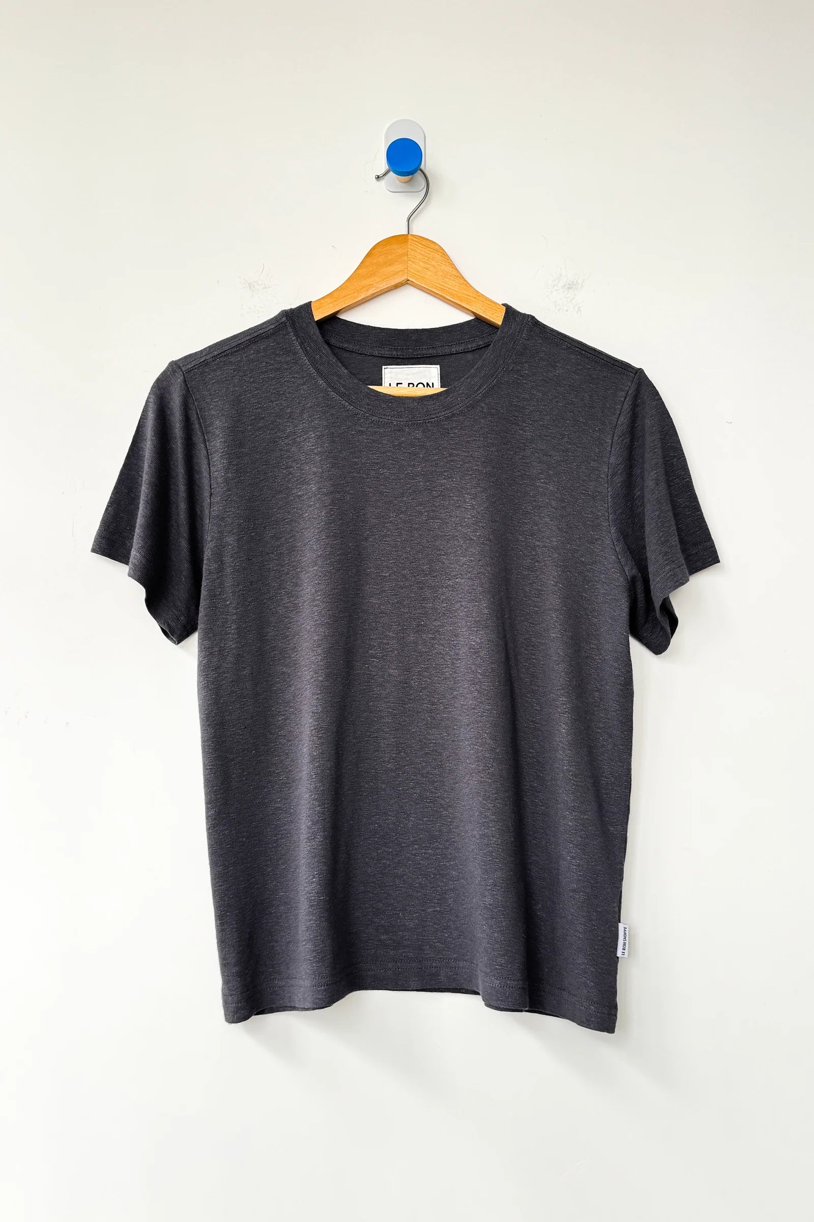 Bo Linen Blend Tee in Charcoal