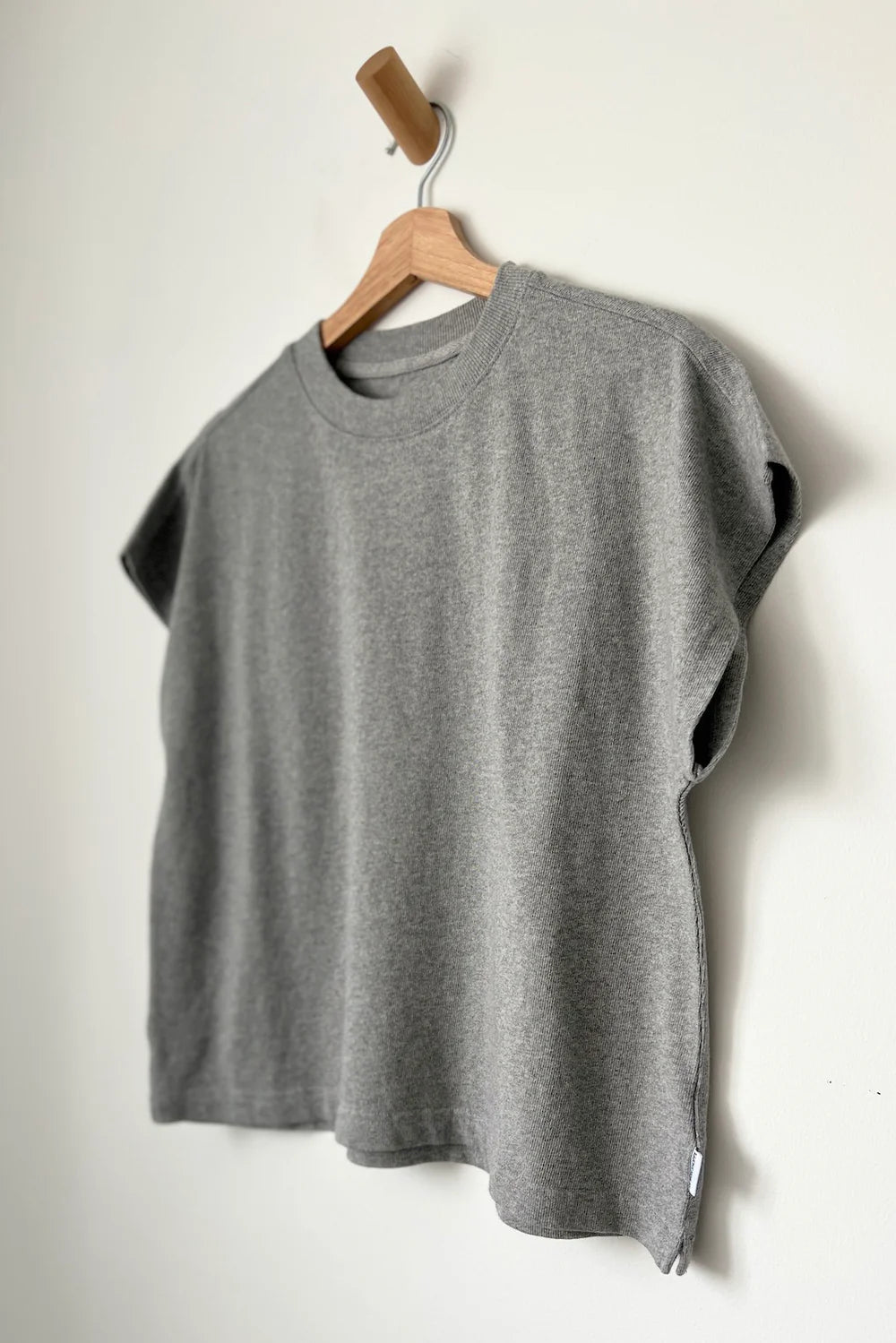 Jeanne Tee in Heather Grey
