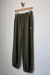 Balloon Pants in Olive
