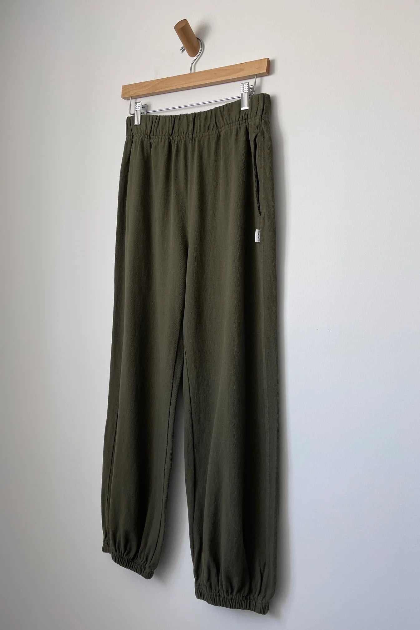 Balloon Pants in Olive