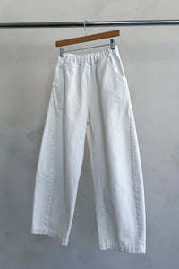 Arc Pant in Milk