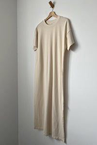 Her Dress in Naturel