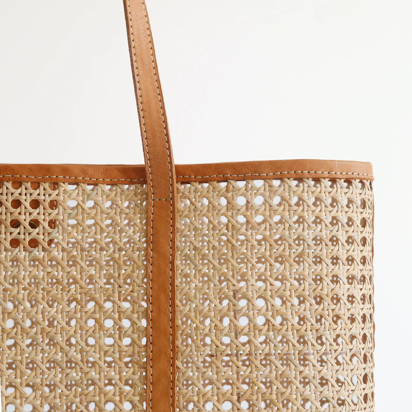 Margot Bag in Large Caramel Rattan