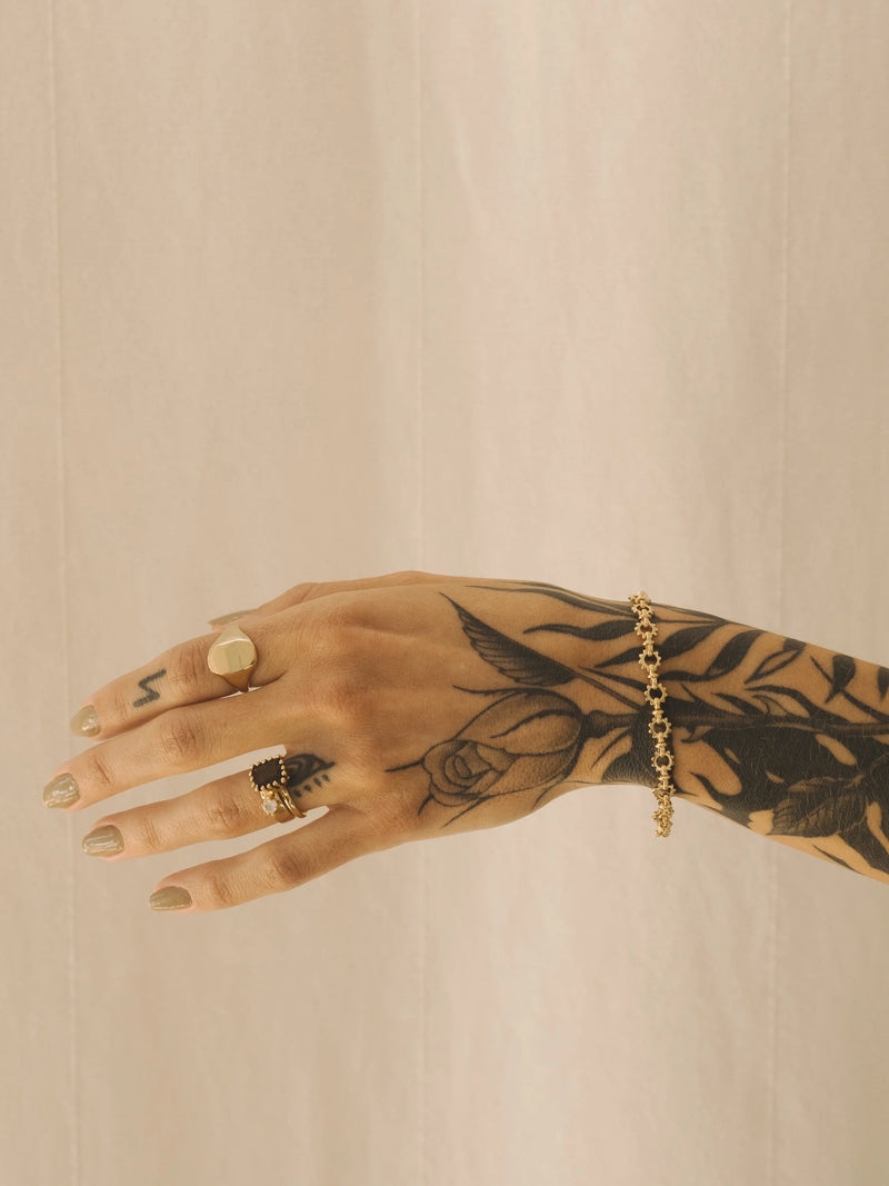 Eliot Signet Ring