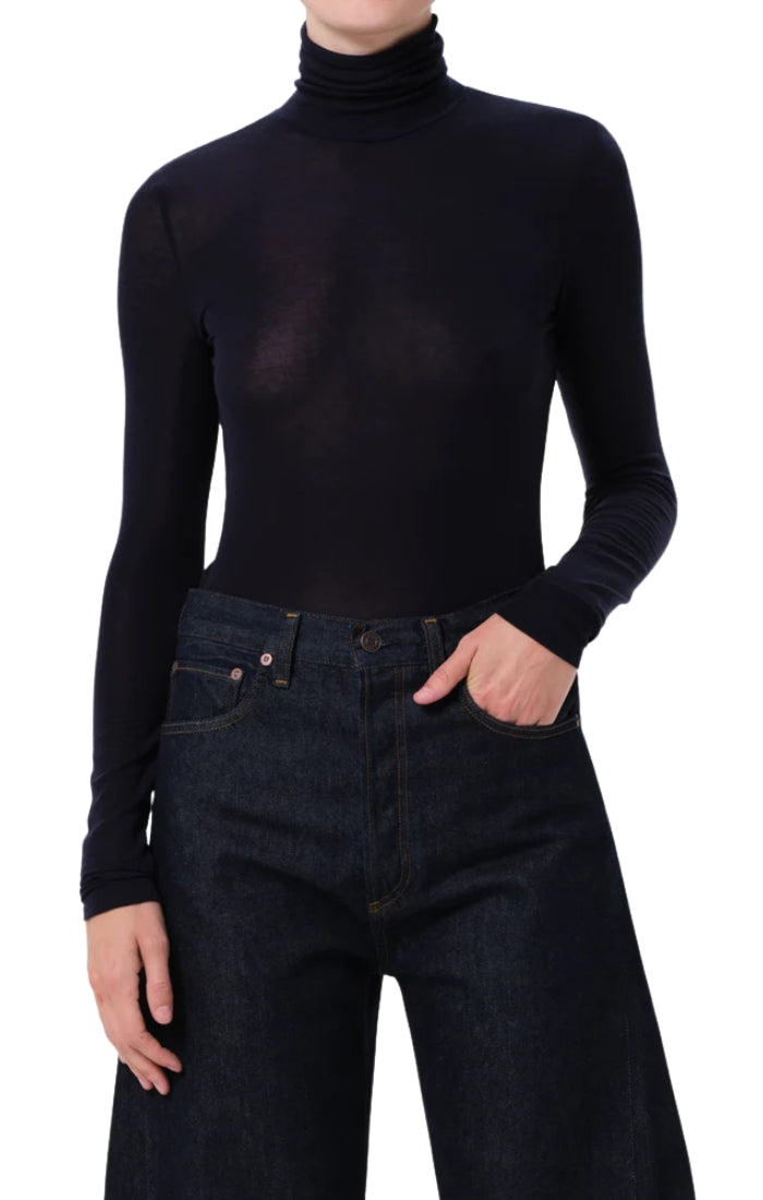 Pascale Turtleneck in Navy