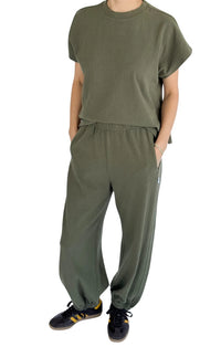 Balloon Pants in Olive