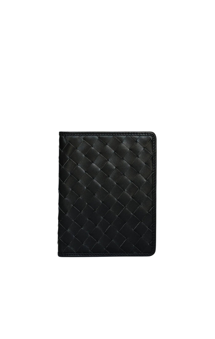 Este Passport Holder in Black