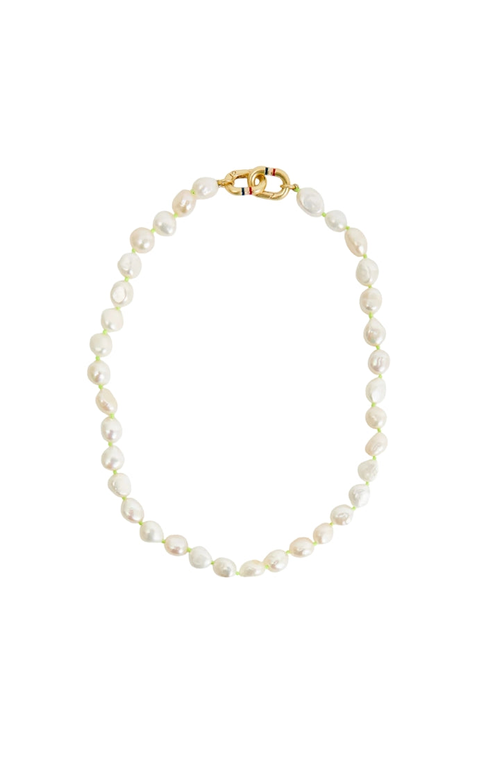 Le Pearl Necklace