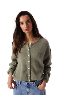 The Vitow Cardigan in Kaki