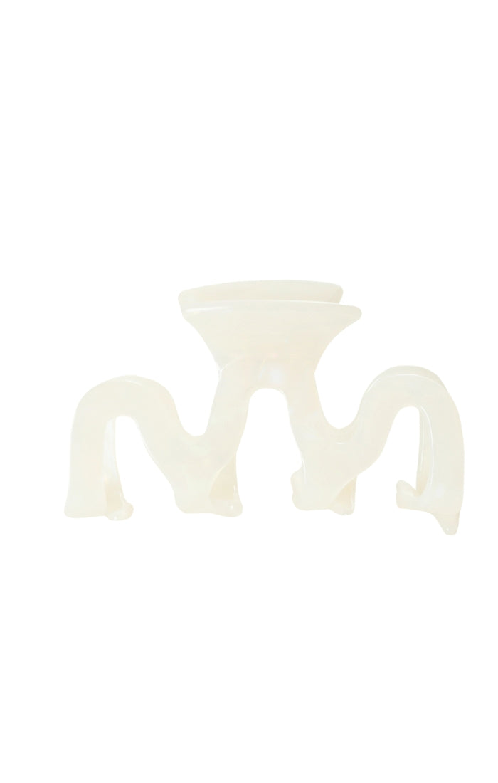Esme Hair Claw in Pearl