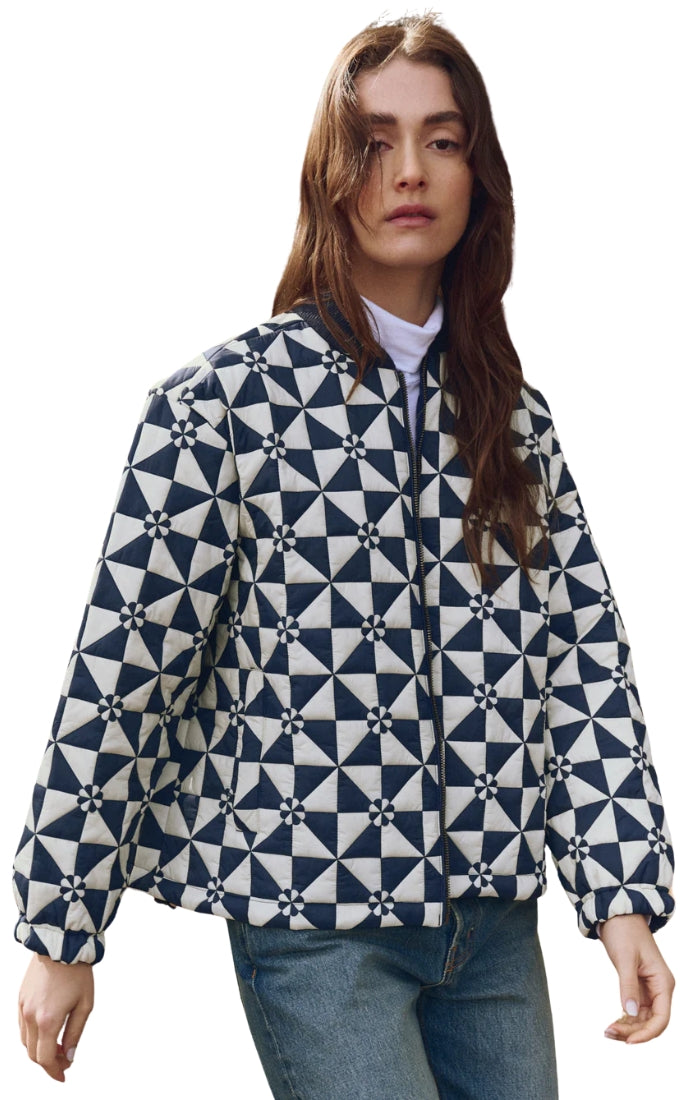 The Alps Puffer Jacket in Quilted Navy