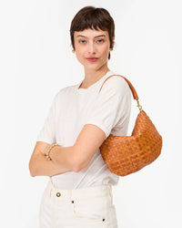 Petit Moyen in Naturel Woven Checker