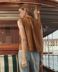 The Vignette Top in Clay