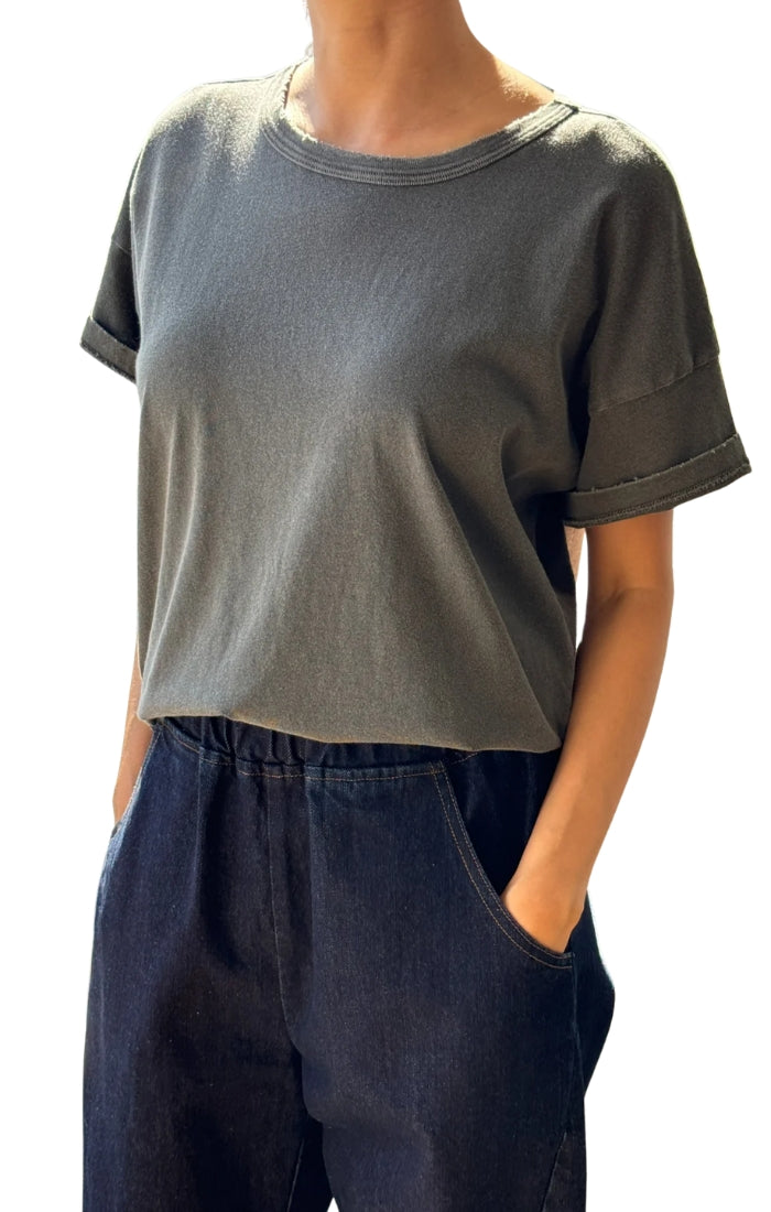 Fille Tee in Washed Black