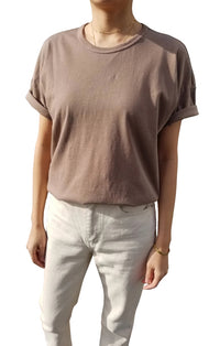 Her Tee in Chocolate