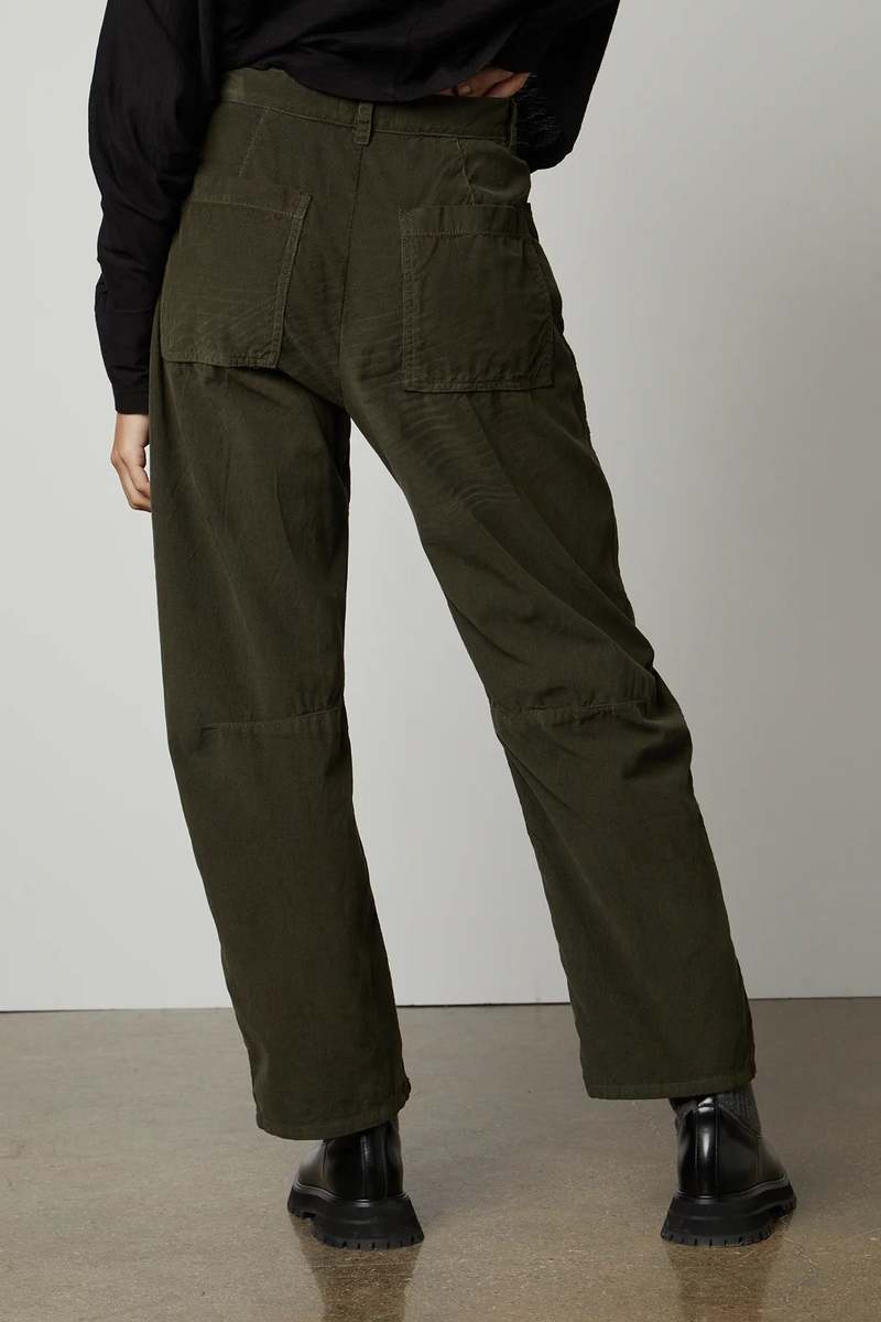 Sue Corduroy Pant in Olive