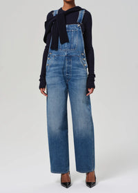 Freya Overall in Arta