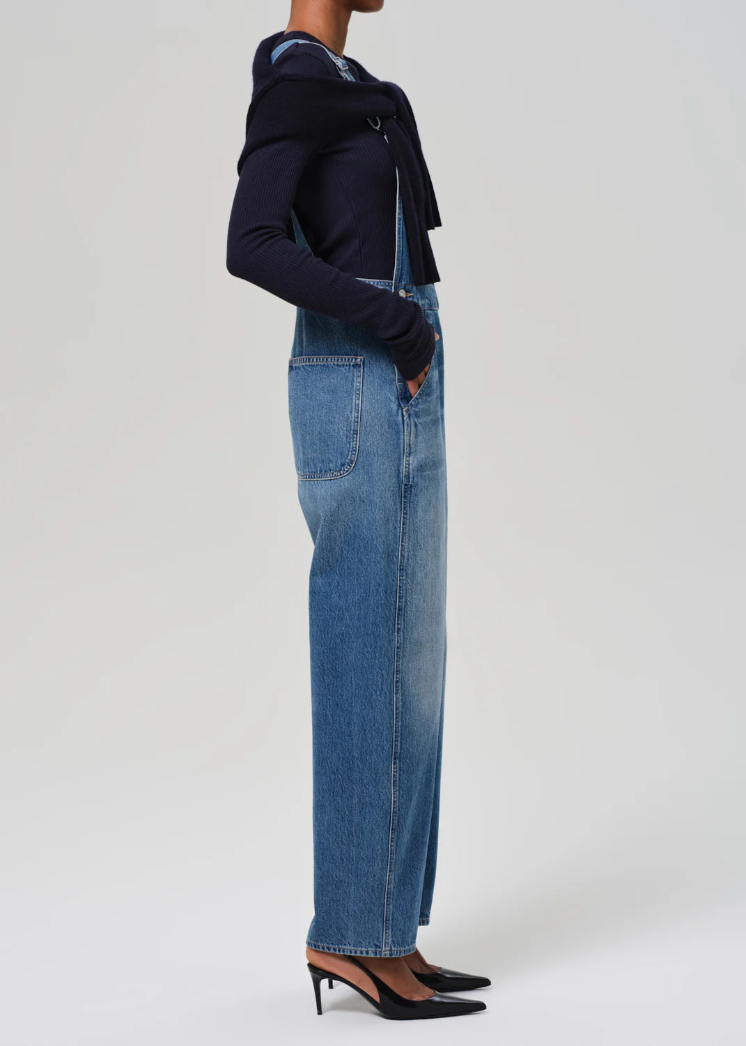 Freya Overall in Arta