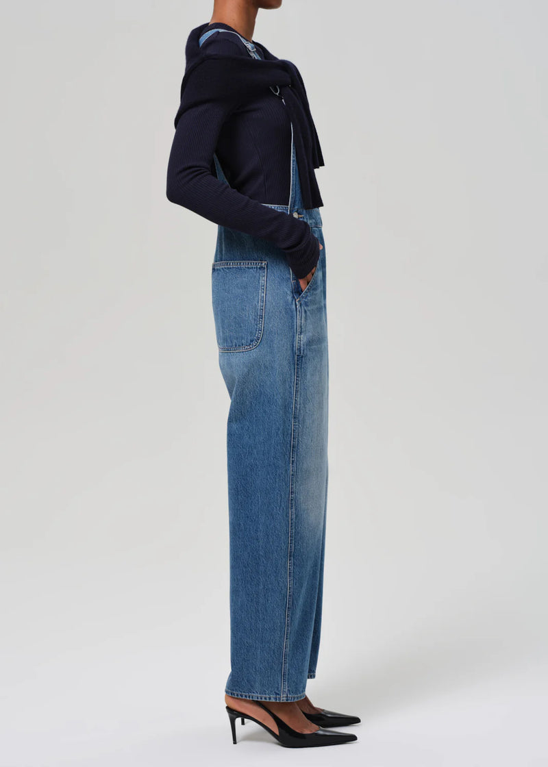 Freya Overall in Arta