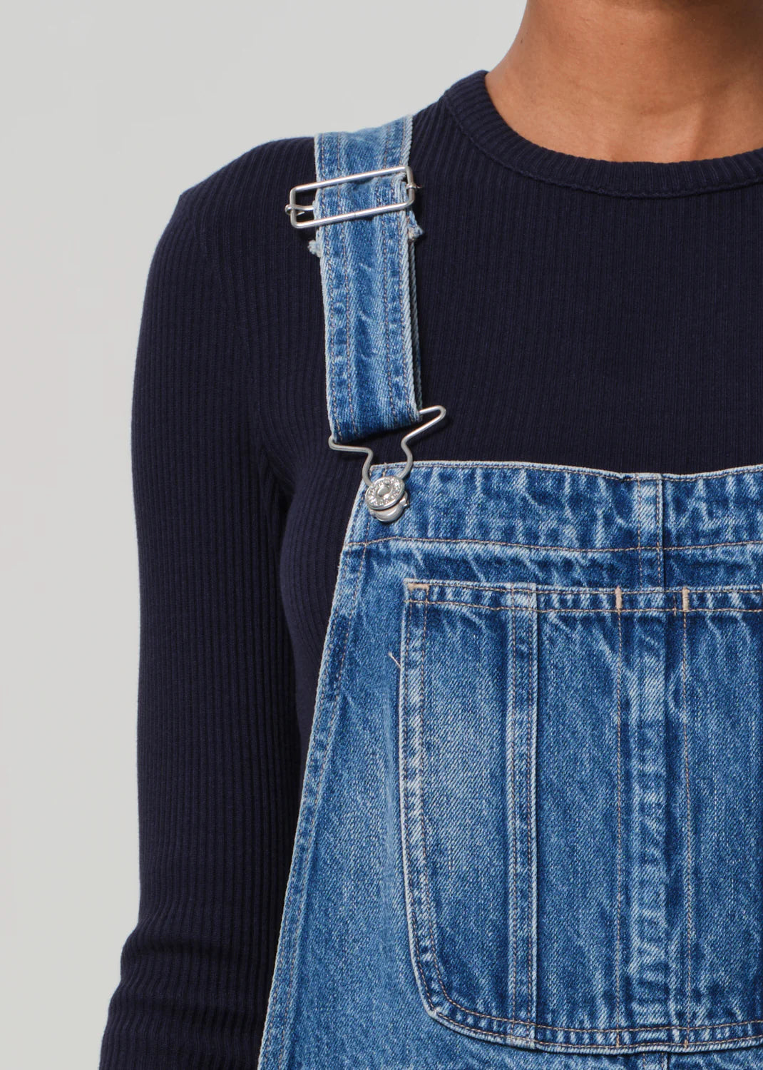 Freya Overall in Arta