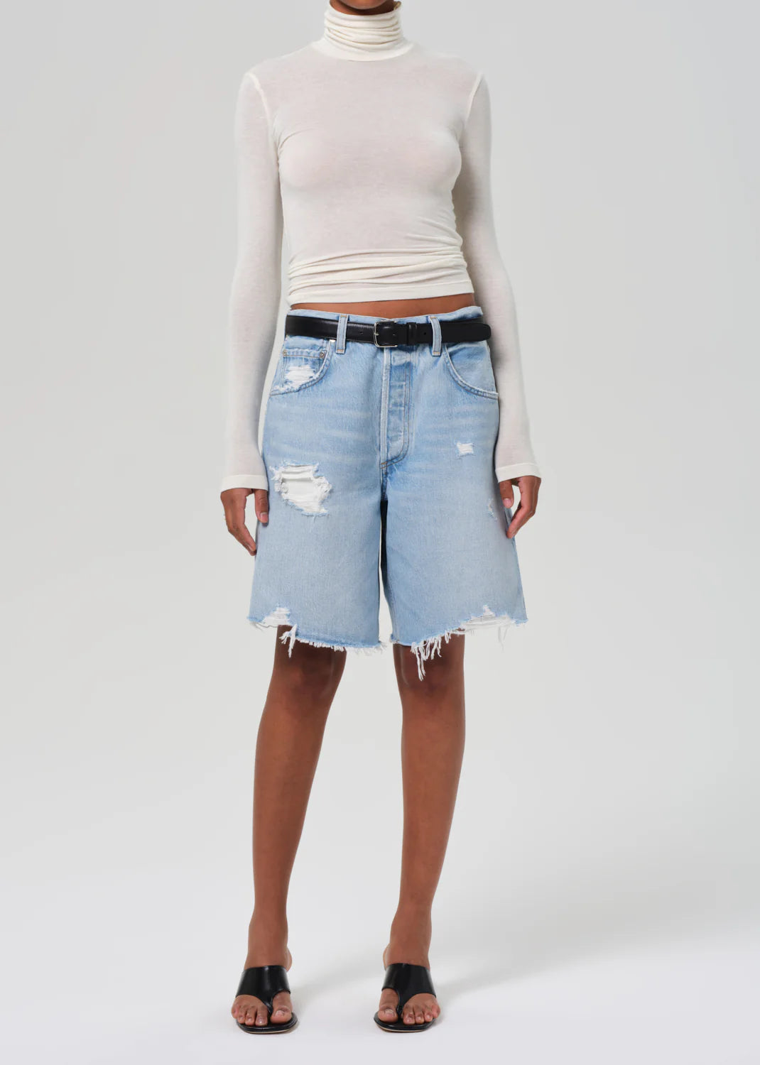 Ayla Short in Pagoda