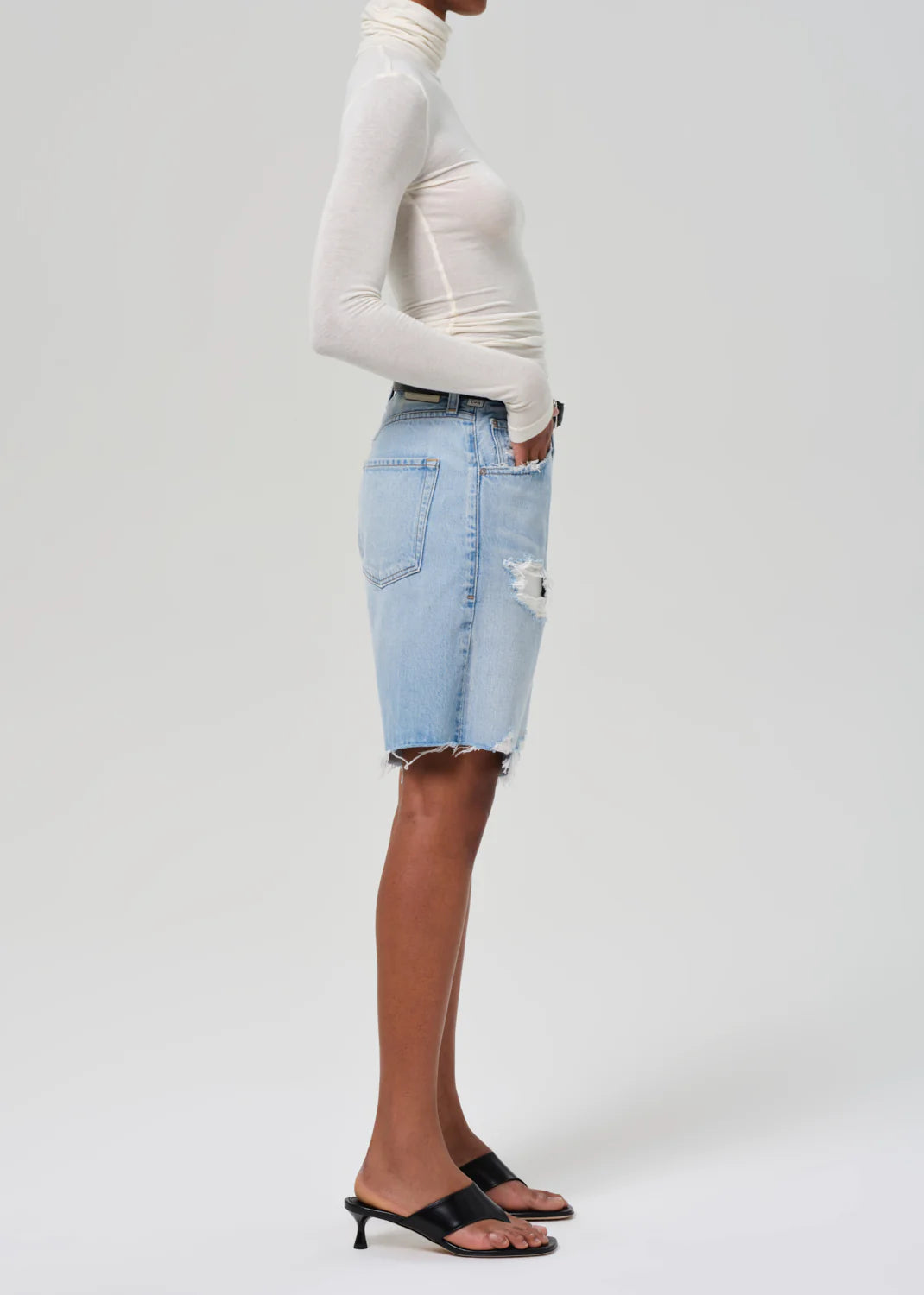 Ayla Short in Pagoda