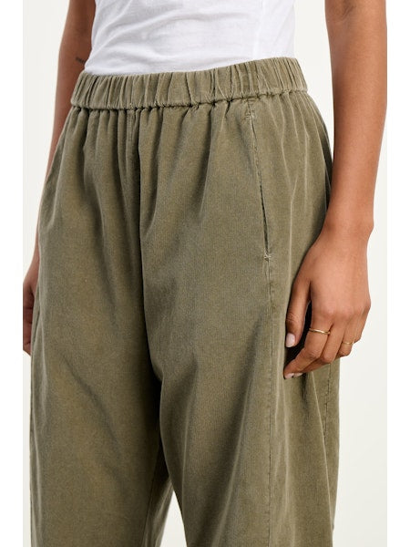 Laney Corduroy Pant in Fern