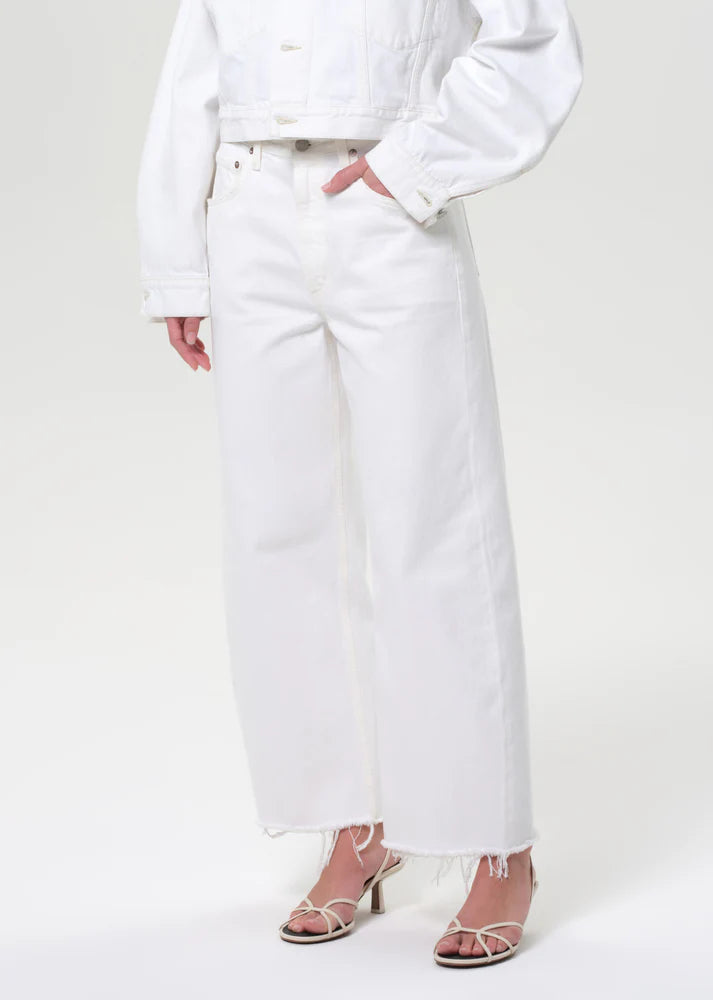 Low Curve Fray in Milkshake