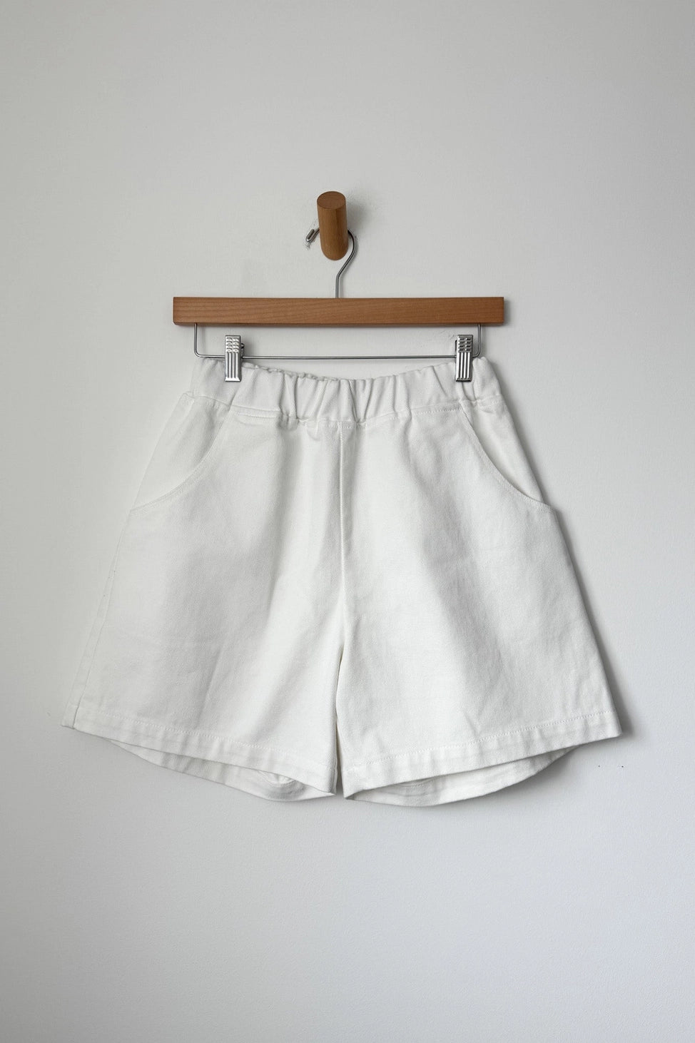 City Shorts in Milk