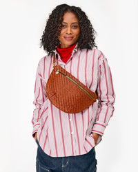 Grande Fanny in Hazelnut Woven Zig Zag