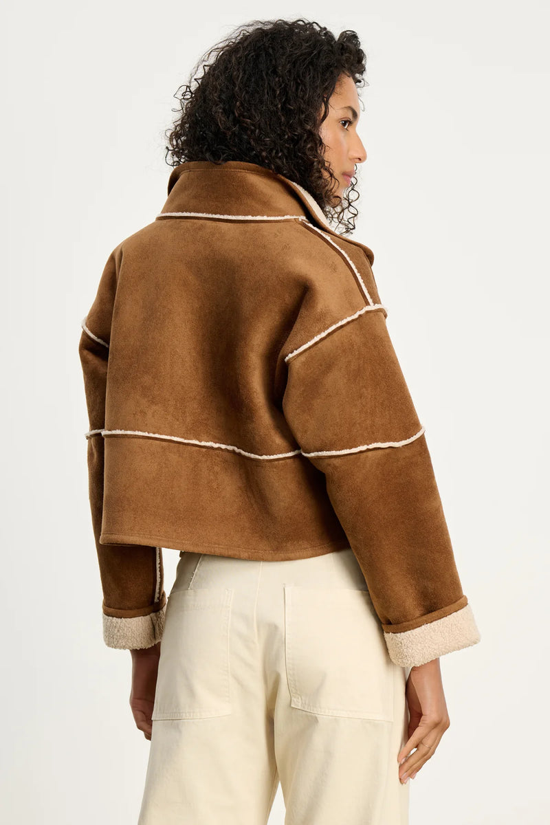 Kelly Reversible Sherpa Jacket in Tobacco